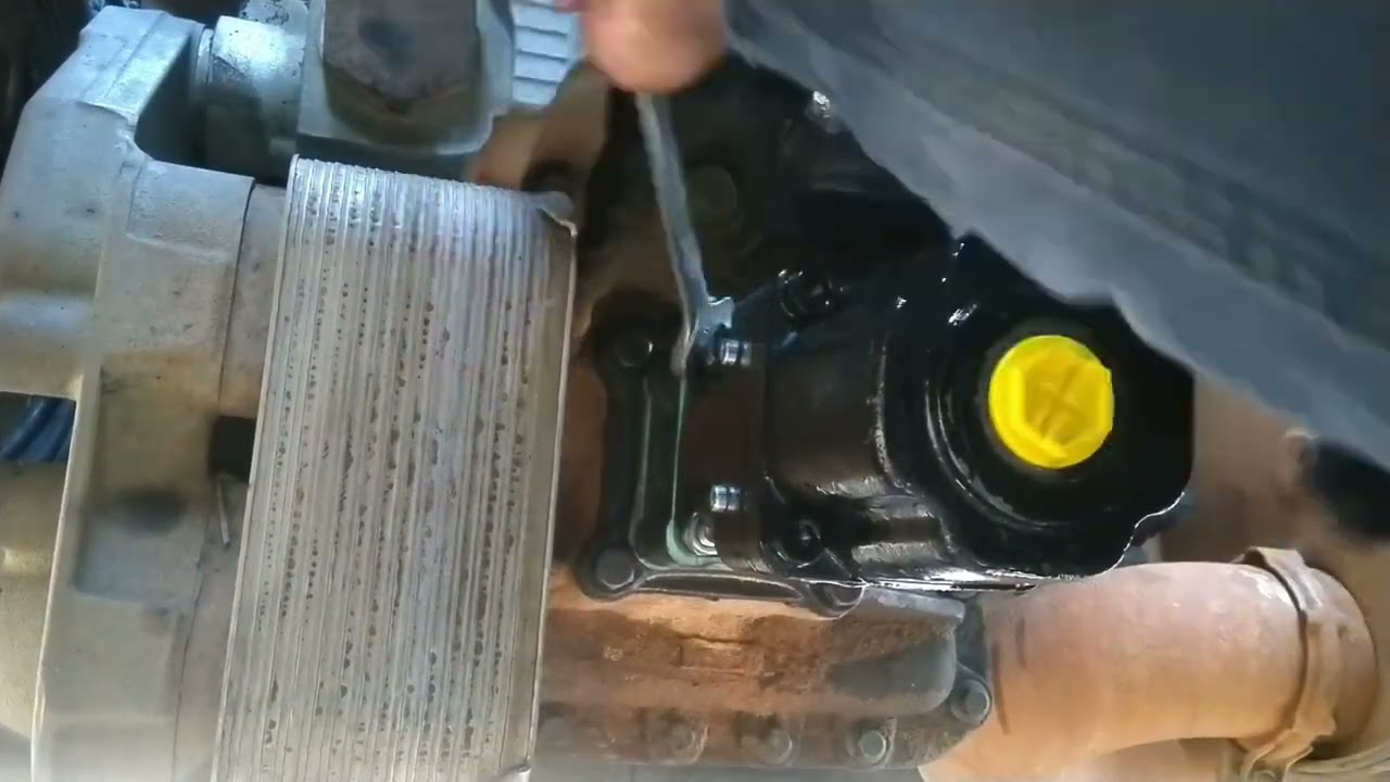 VOLVO FH 440 PTO & HYDRAULIC PUMP INSTALLATION