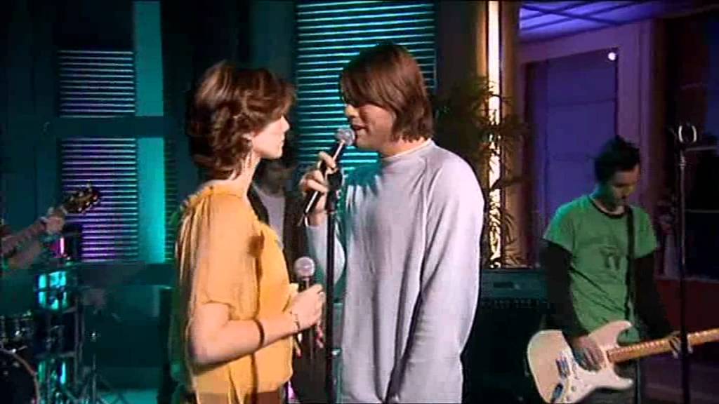 Delta Goodrem & Brian McFadden - Almost Here (Today with Des & Mel 2005)
