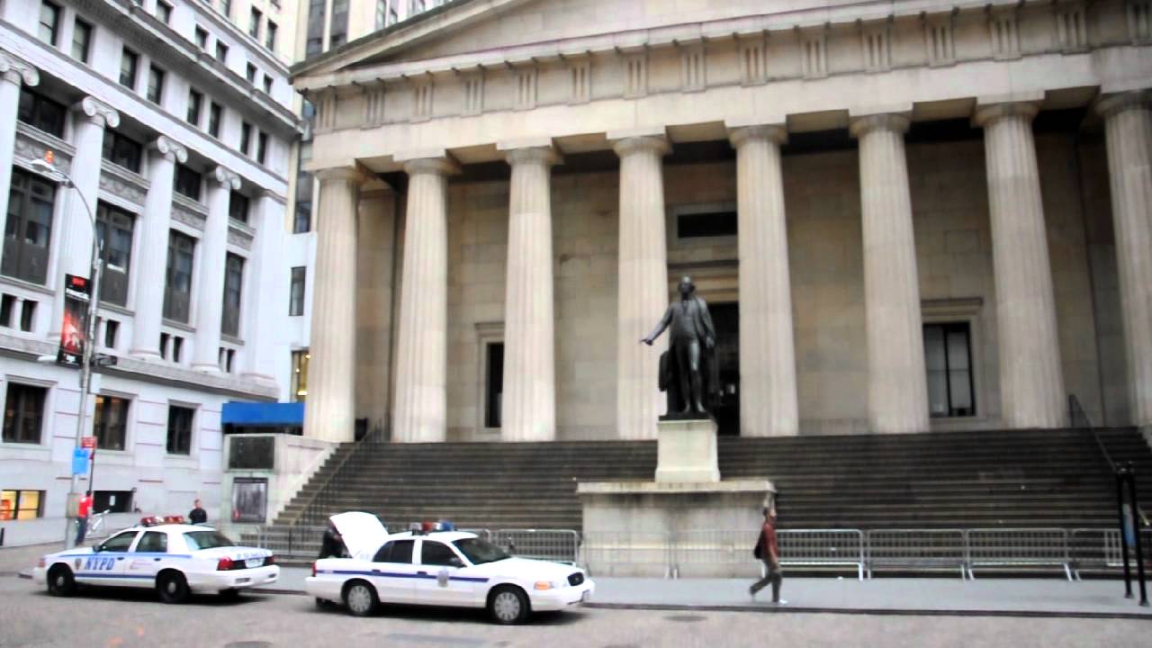 Loft in the Red Zone - NYC Federal Hall - Police Dog Barking - September 17 2011