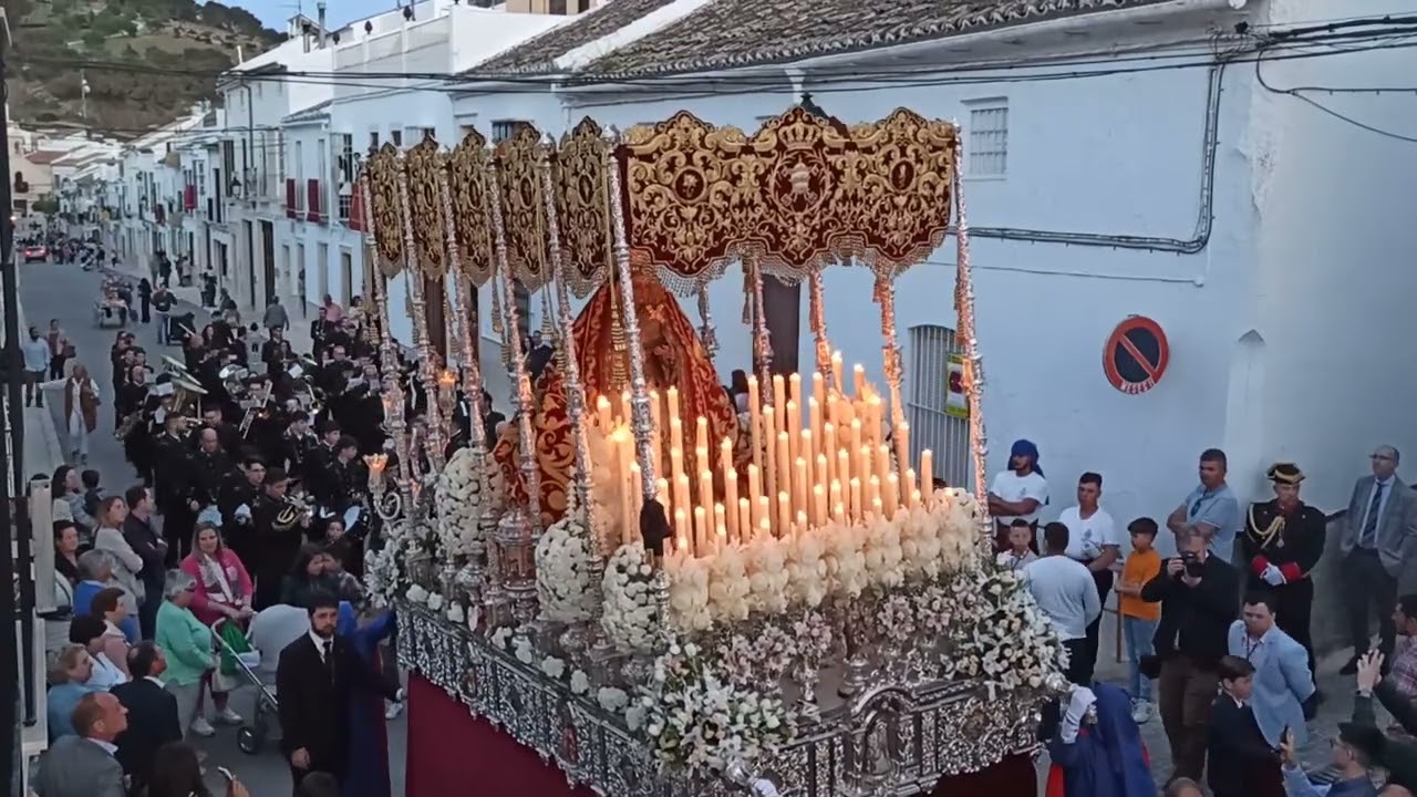 #Estepa 🌟 Hermandad de San Pedro Apóstol, Santo Cristo de Las Penas y María Santísima de Los Dolores