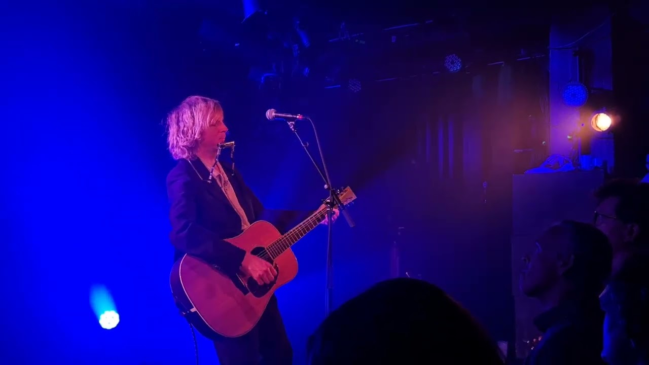 Beck - Golden, live & acoustic, La Maroquinerie, Paris, France, 8th September 2022