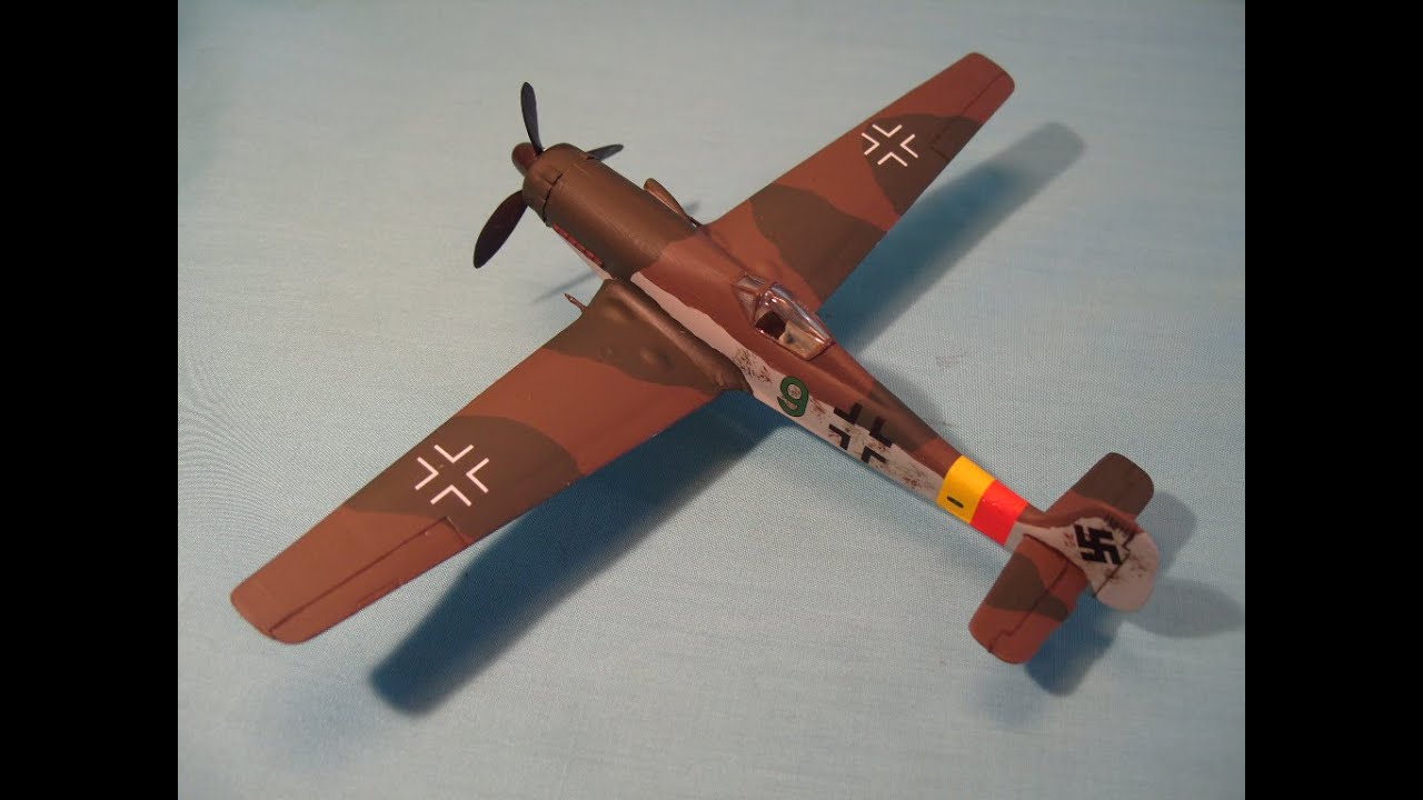 REVELL (ex. FROG) 1/72 Focke Wulf Ta 152 H - A Build In Pictures