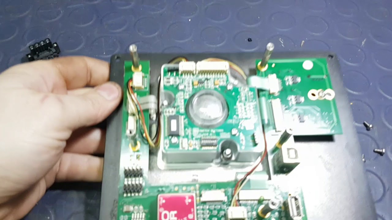 Kongsberg CRP panel. How to clean Trackball. Конгсберг чистка трэкбола.
