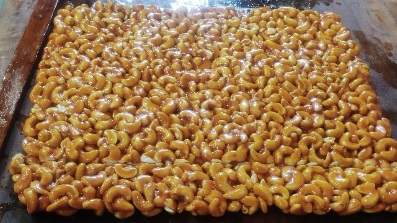 Cashew Chikki with jaggery | how to make cashew nut Chikki | sweet shop style | jeedipappu Achu |