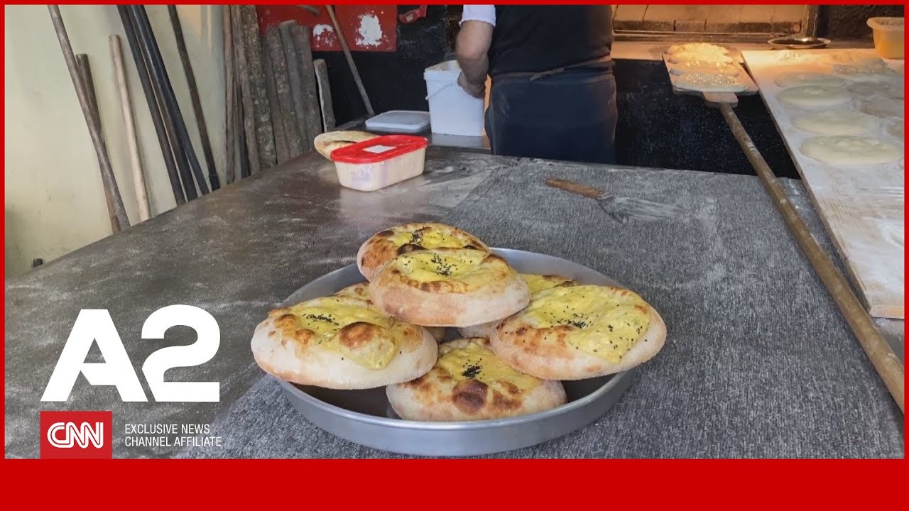 Iftari në Prizren. Pitajka, ushqimi simbol i muajit të Ramazanit