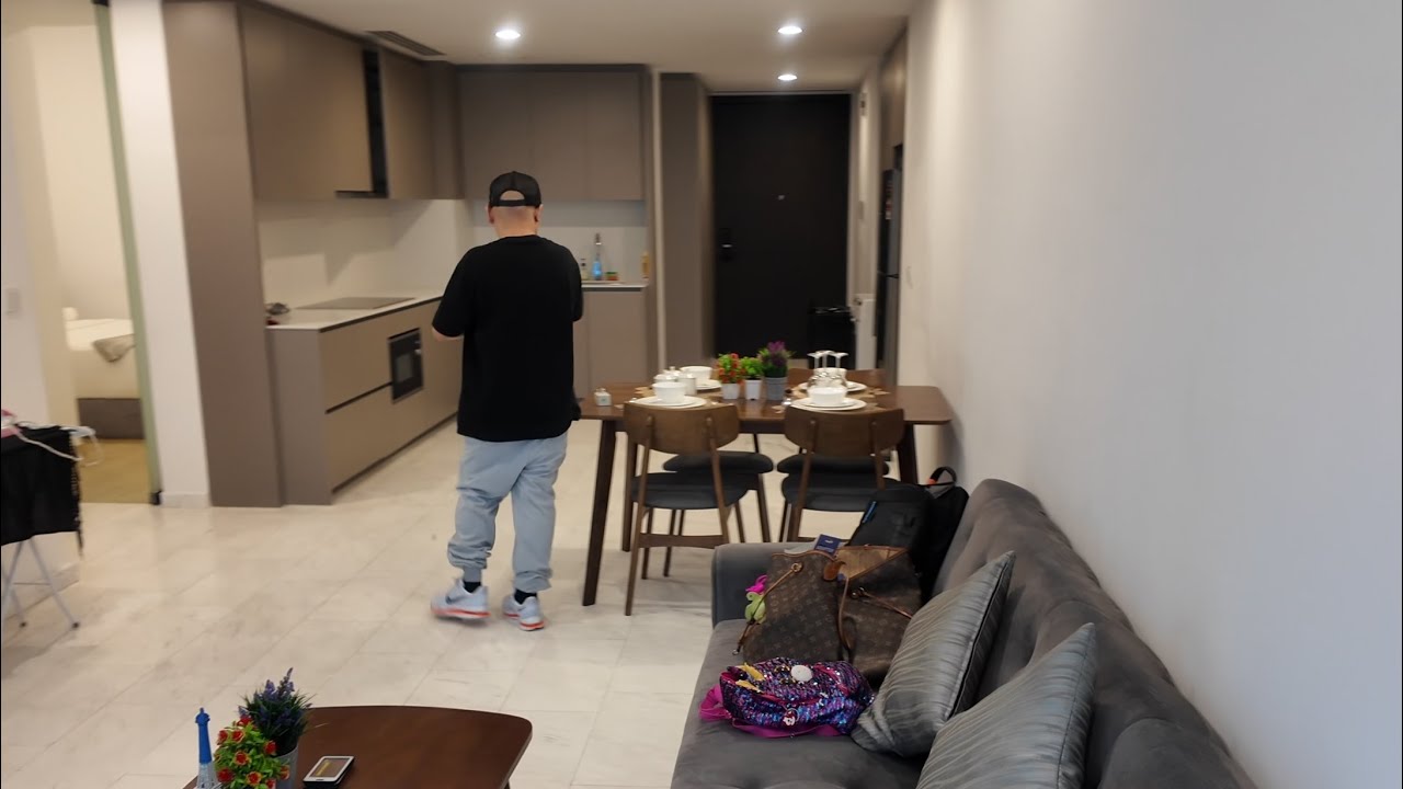 We Took Our Baby to Malaysia 🇲🇾 (Hotel Tour + Amazing Park & Pool View)