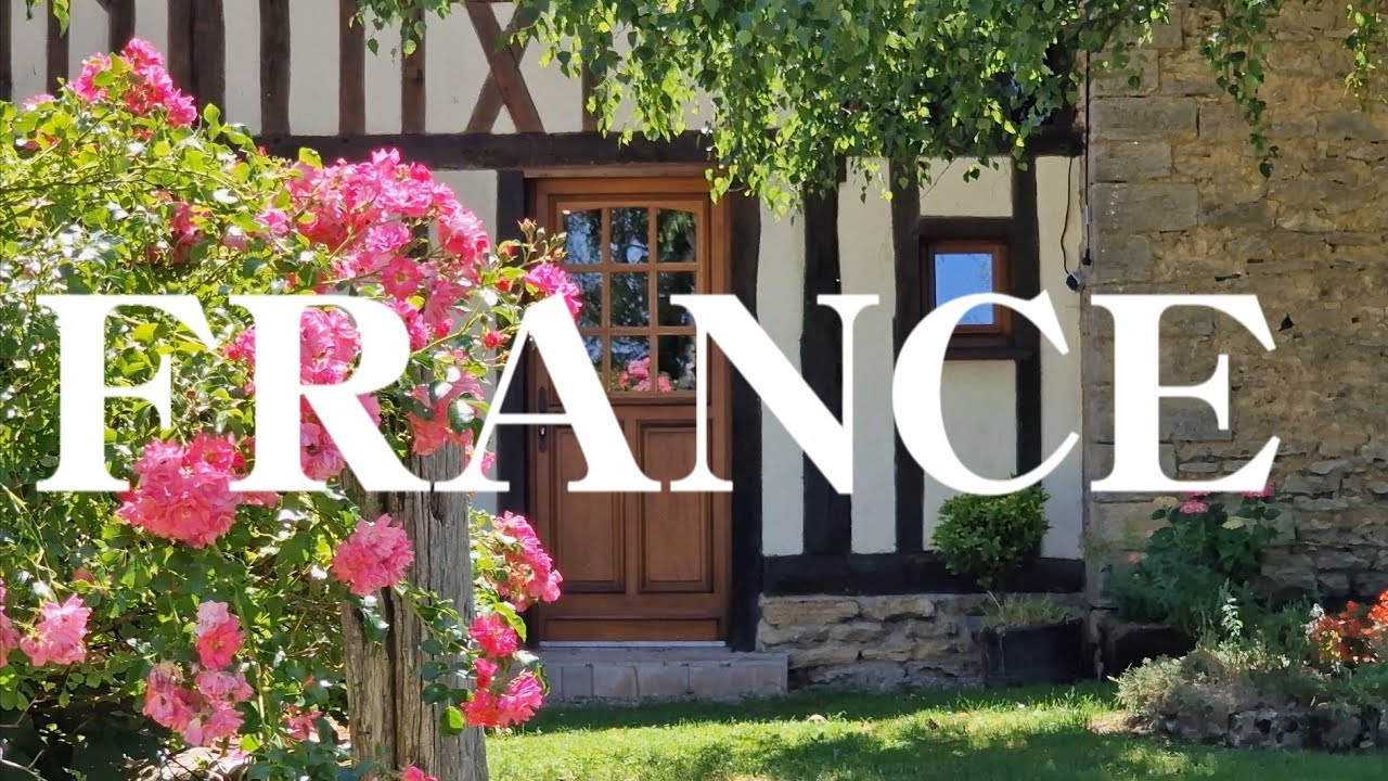4К/A fantastically beautiful French village/ A Relaxing Walking tour