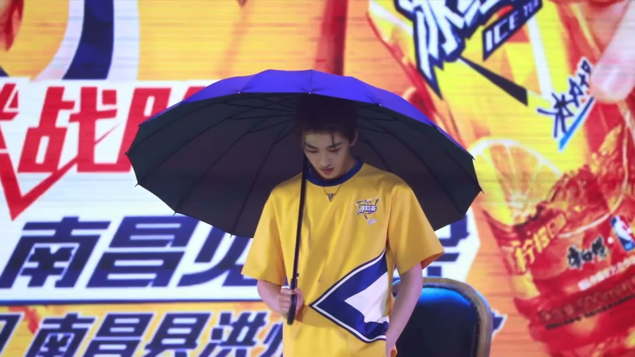 《宝藏男友》| 何洛洛 Heluoluo