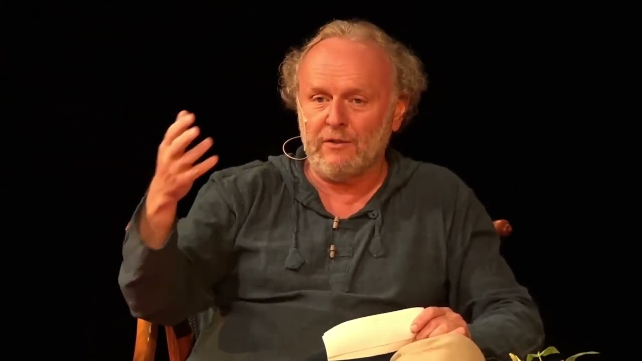 Jaroslav Du&scaron;ek: Proč tvoř&iacute;me realitu, kter&aacute; se n&aacute;m nel&iacute;b&iacute;?
