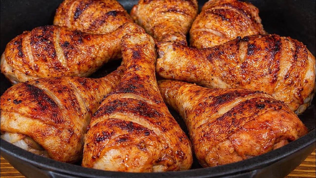 Roast chicken drumstick in creamy mushroom sauce. An easy dinner recipe!