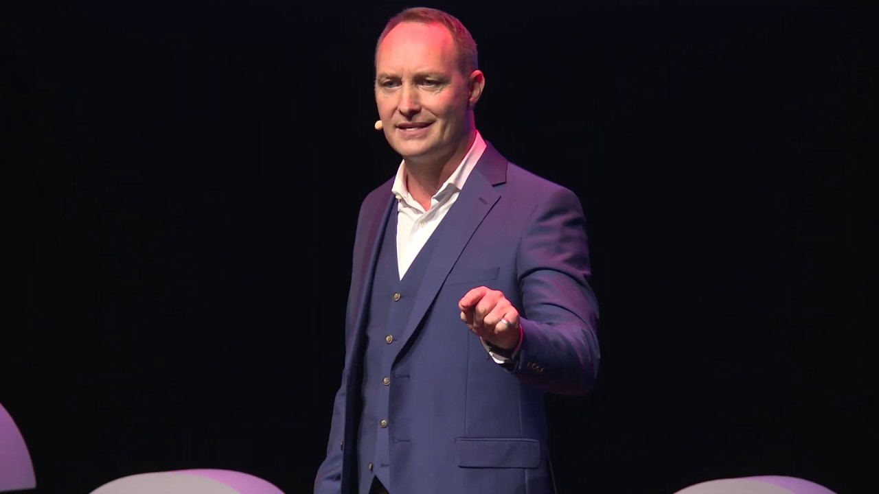 Paws and effect: How teddy bears can expand your value perception | Mark Carter | TEDxCasey