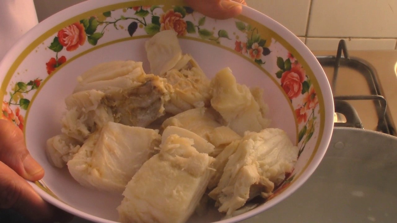 BACALHAU (RECEITA DE BACALHAU – BACALHOADA À PORTUGUESA!)