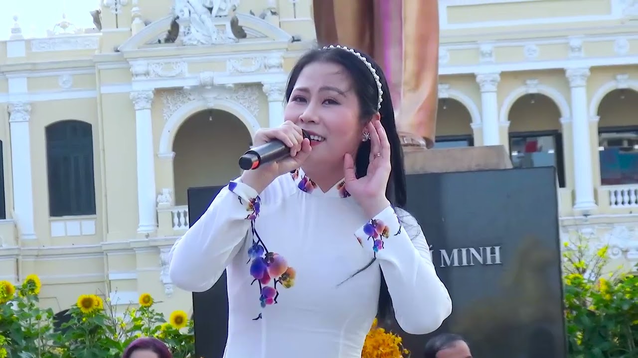 TÂN CỔ CHÀO MỪNG XUÂN MỚI 2026 TP HCM