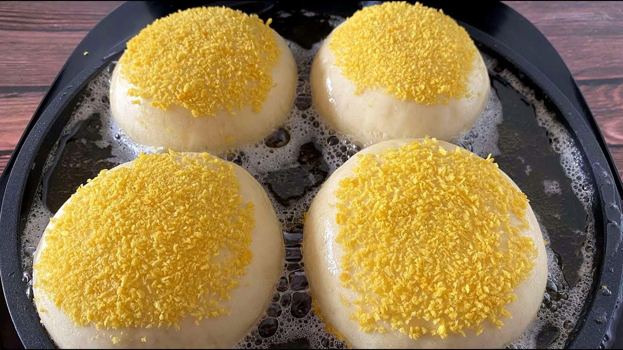 面食这样做太好吃了，里面加上2个鸡蛋，蓬松暄软，比买的更好吃 #全蛋发糕，发面技巧，家常面食，蓬松暄软，比买的好吃