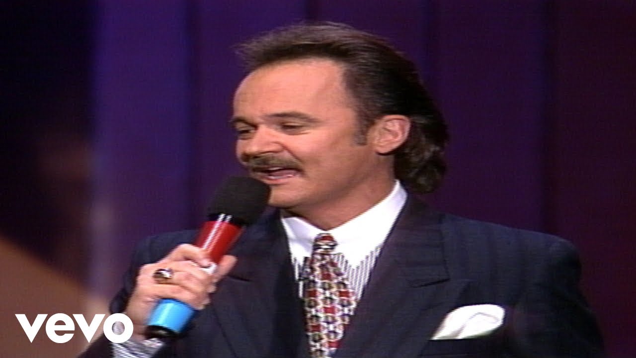 Bill & Gloria Gaither - 'Til the Storm Passes By [Live] ft. The Statler Brothers