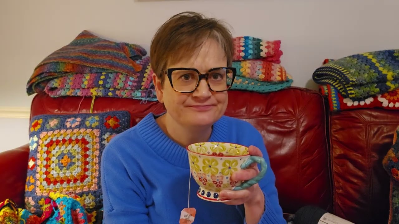 Ep. 80: Have a Cup of Tea with Me -  Catch Up on Deb's Artsy Life - Crochet and Knitting Projects