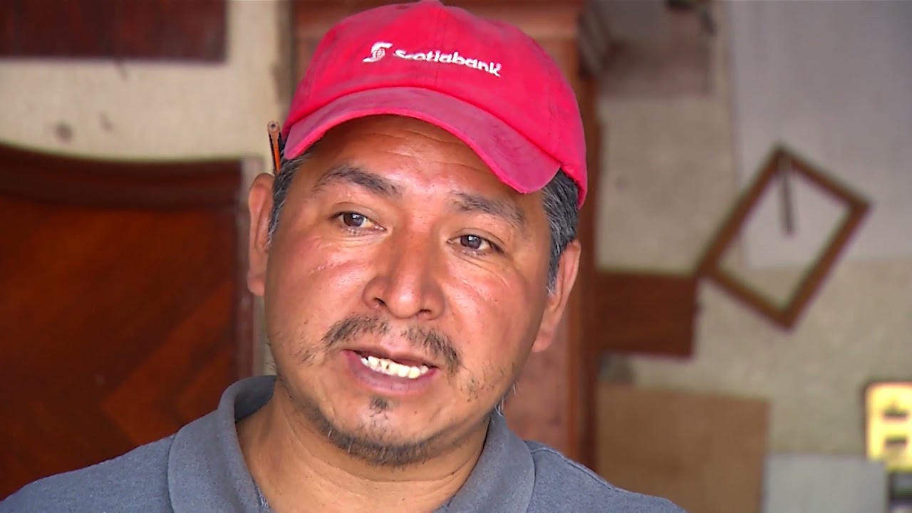 OFICIO | Carpintero Fernando Eligio Ramírez