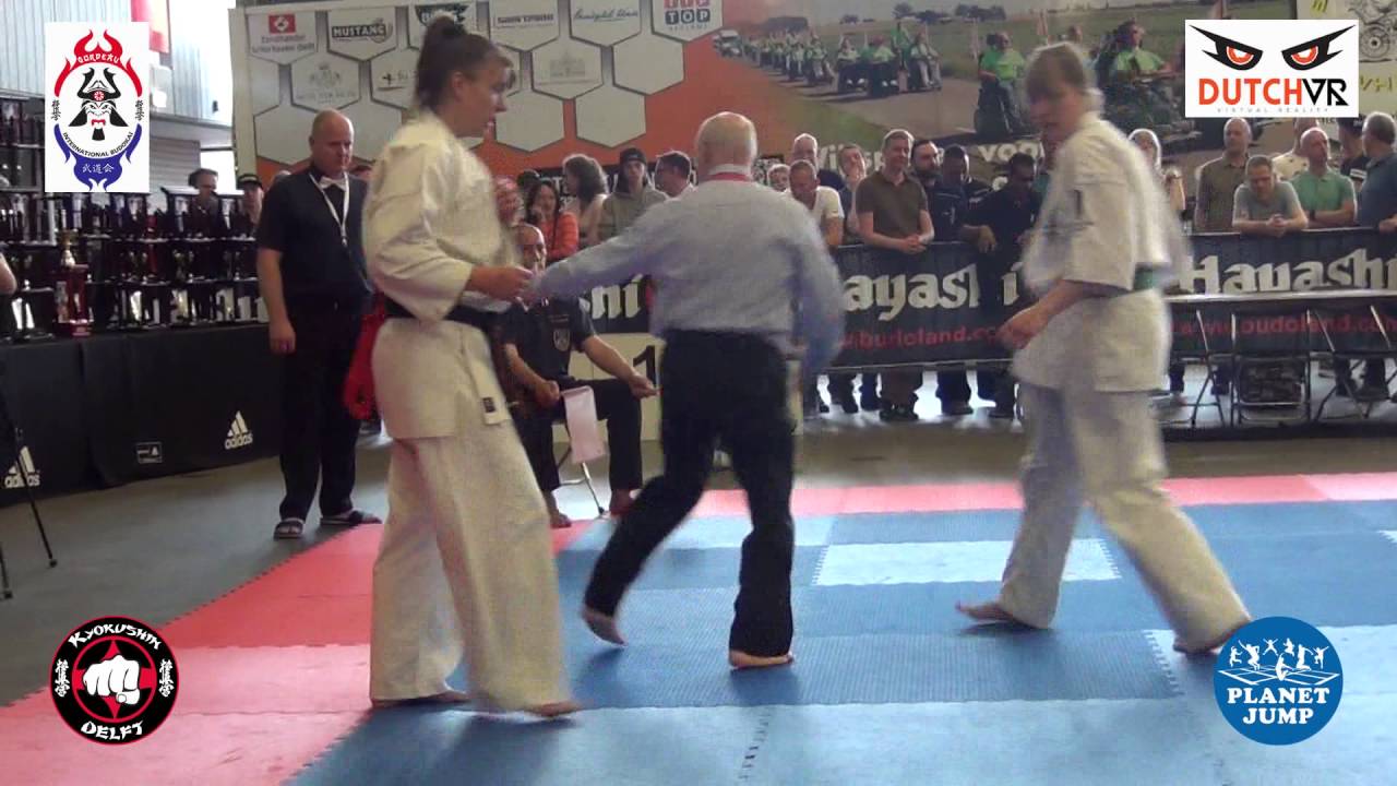 2016 05 21 NK Kyokushin  mat 2  fight 16