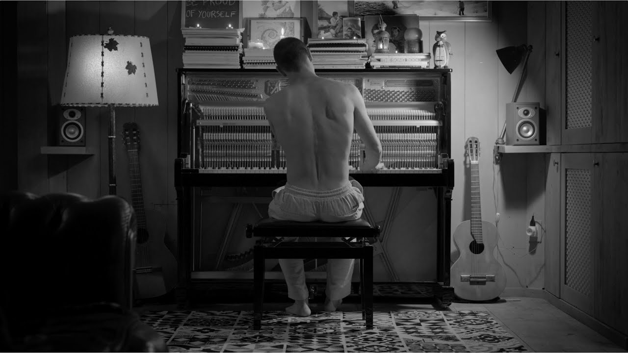 Andrea Vanzo - Amélie - Comptine d’un autre été, l’après-midi (reimagined) (Official Video)