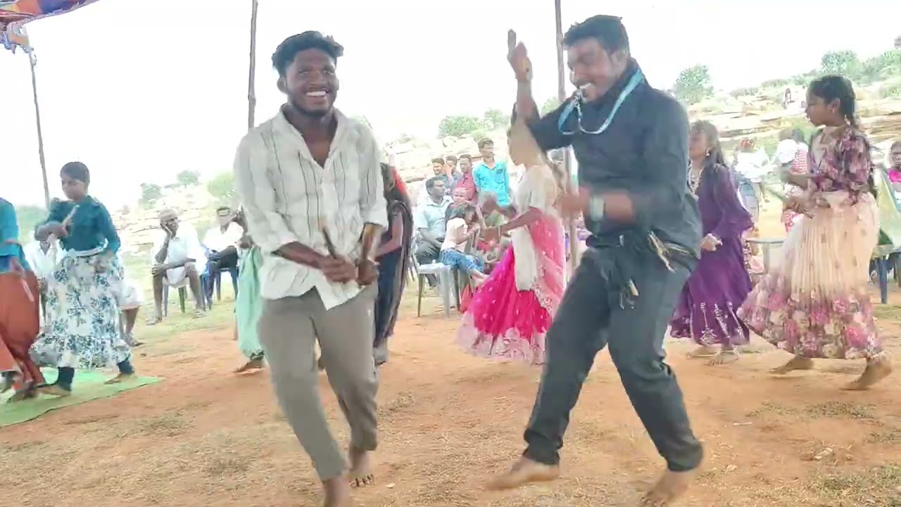 వంశీ DJ కోలాటం PDTR 9390171532 నక్కొంపల్లి కడ సోమవారం సందర్భంగా చామంతి పువ్వా సాంగ్