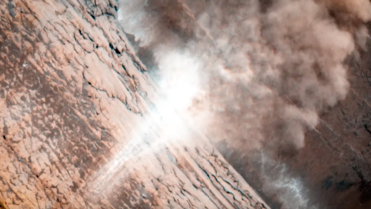 Martian New Year tracked by NASA - Avalanches, exploding jets and more!