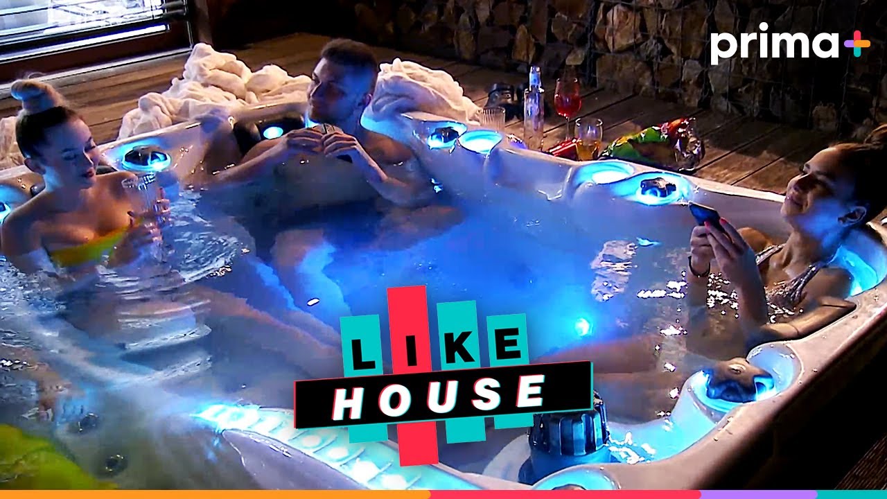 LIKE HOUSE (18)