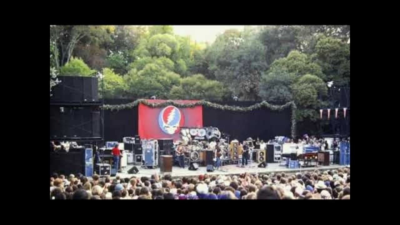 Grateful Dead - 10/9/82 - Frost Amphitheater - Stanford University - Palo Alto, CA - mtx