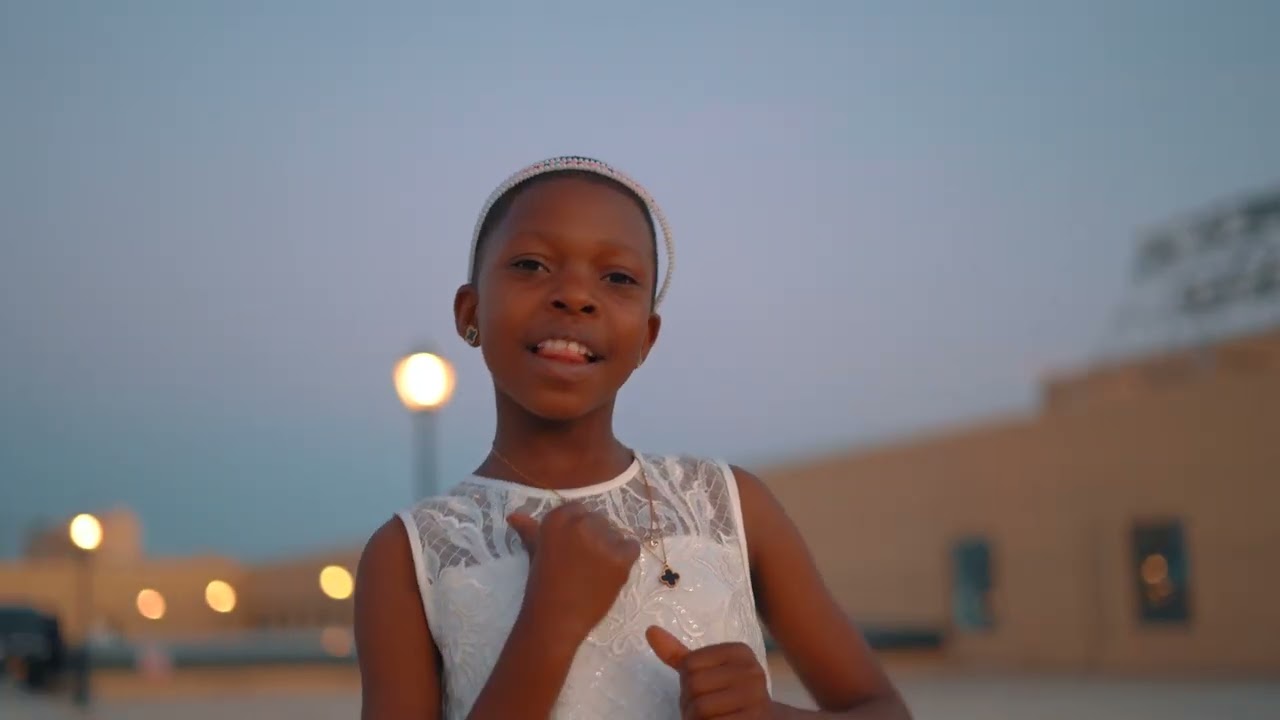 Elvis Gare  Ft Naomi James - Milele (Official Video)