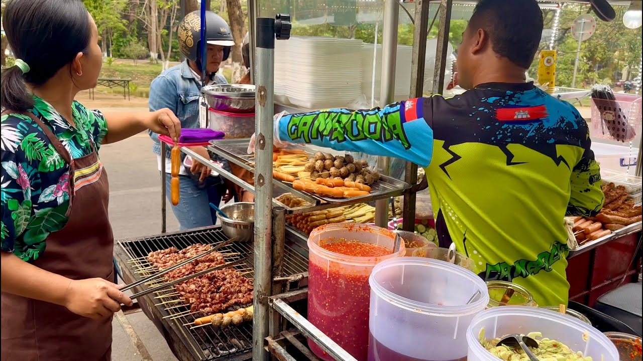Popular Street Food Cart In Cambodia - Cambodian Street Food