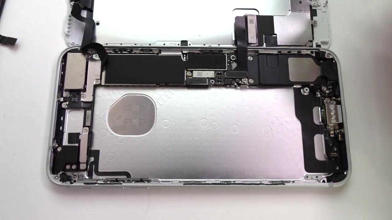 Как заменить аккумулятор Apple iPhone 7 Plus A1784