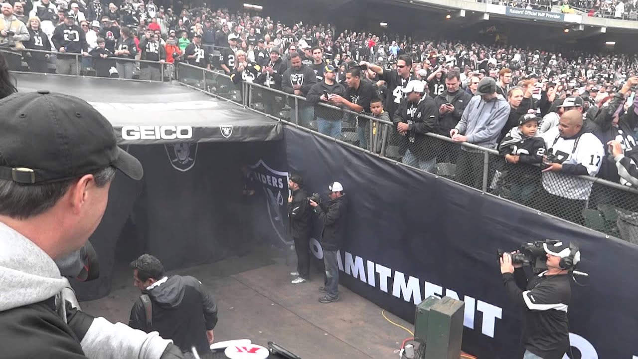 Oakland Raiders entrance into the Black Hole!! HD!