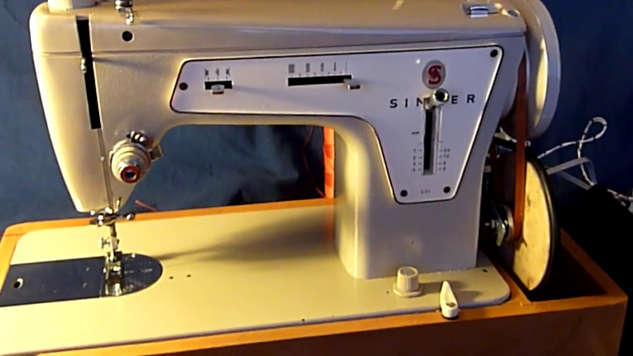 Improved Singer Fashion Mate 237 Sewing Machine sews heavy duty Thread