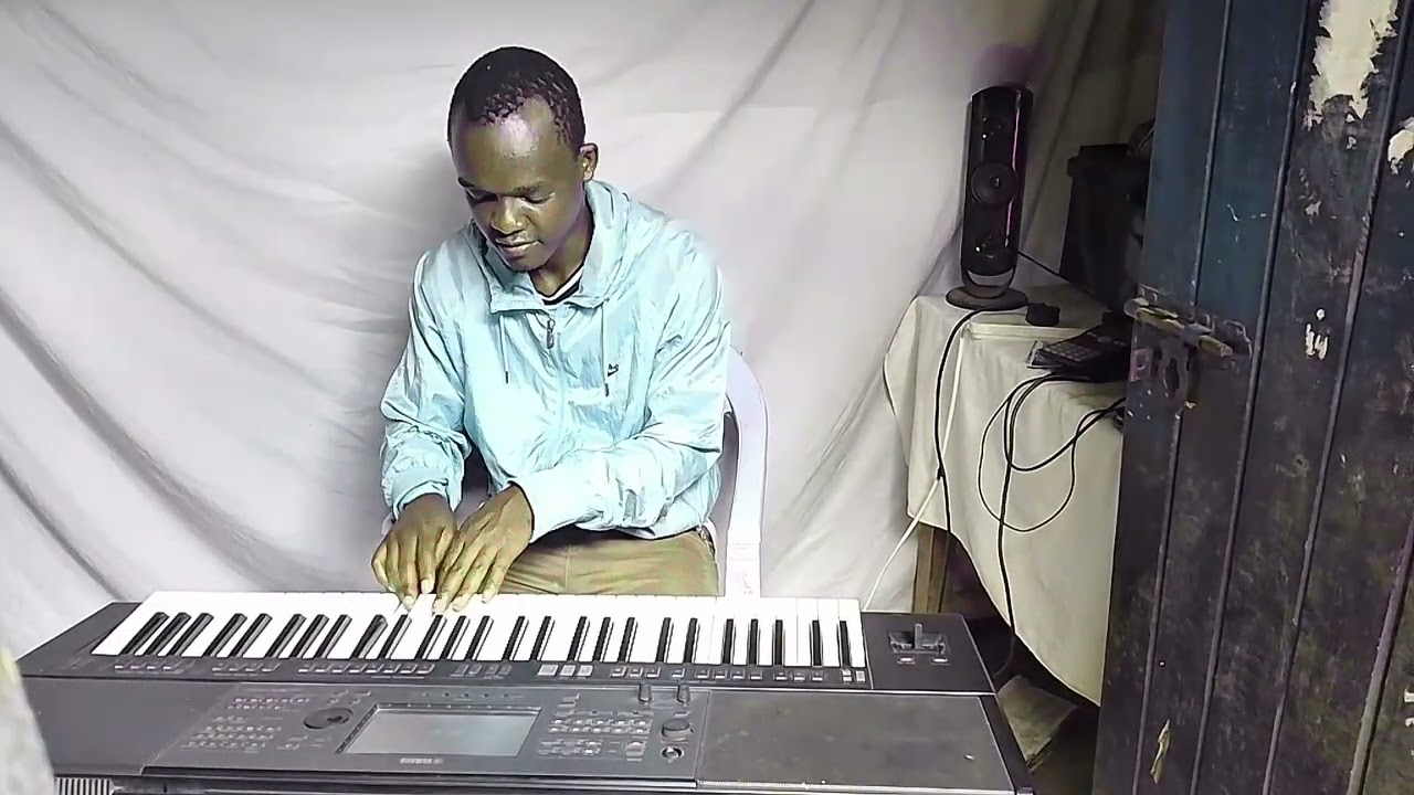 NJOONI TUMFANYIE SHANGWE MUNGU WETU,,, @Organist-Paulo 