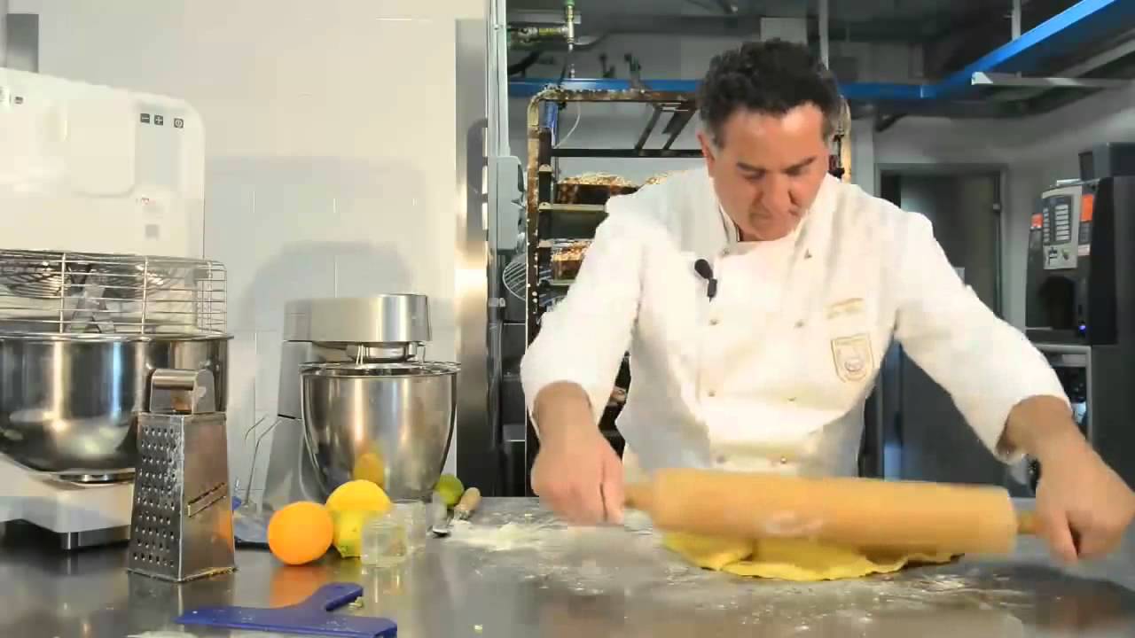 Traditional Neapolitan cake : The Pastiera by Sal De Riso