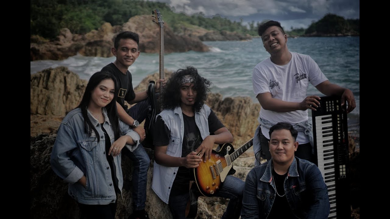 HIDDEN STARS - BERAKHIR (Official Music Video)