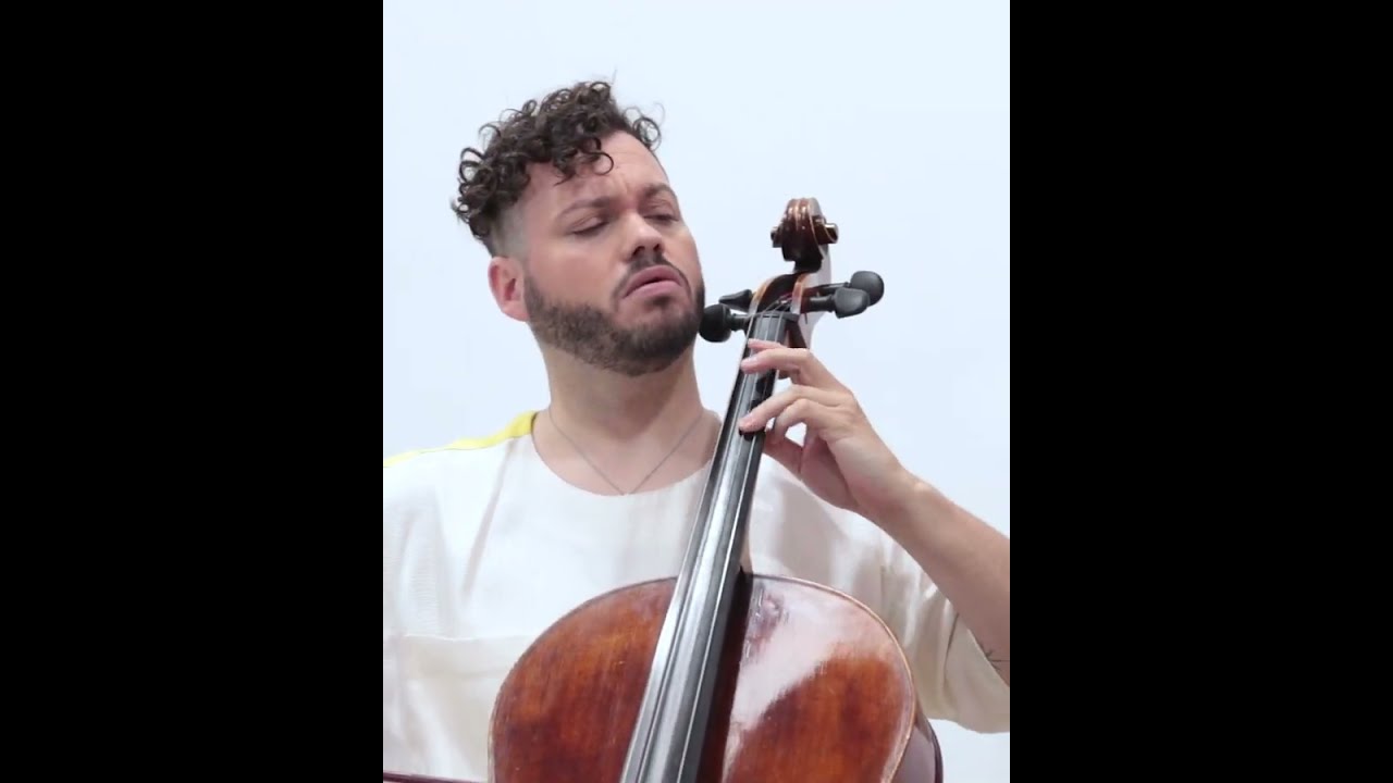 Sarabande, J.S.Bach - Suite1, G Major Alberto Zente 