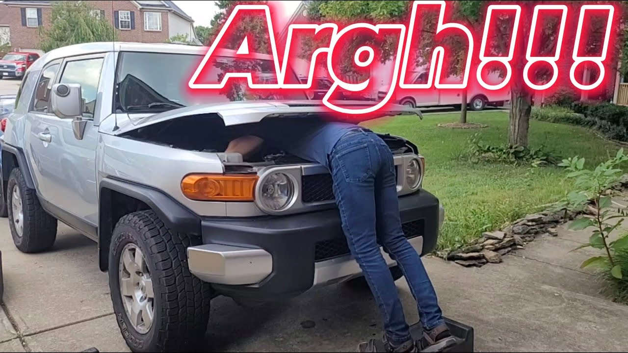 DON'T GET EATEN BY YOUR FJ!!! Toyota FJ Cruiser's hood gets a strut lift!