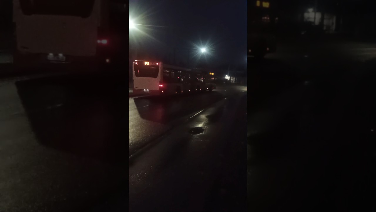 SWK 5636 am 16.11.2025 Mündelheimerstraße als SEV 043 Richtung Bockumer Platz 