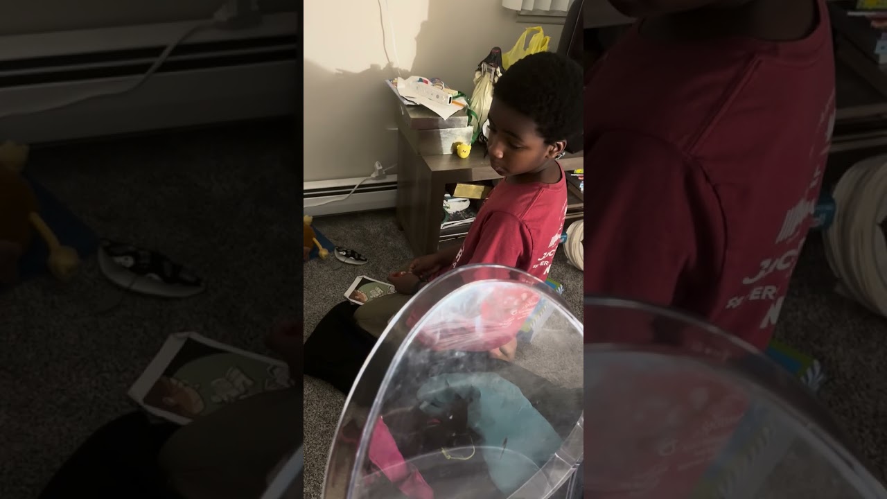 Cleaning, sibling #conductdisorder #aspd #npd #behaviorism #defiance #dirty #messy #broken