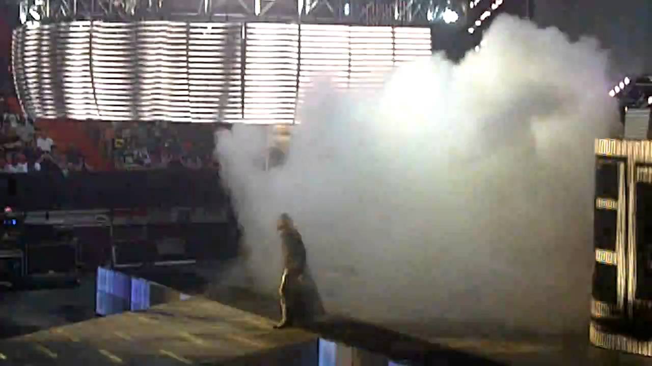 WWE Survivor Series 2010 Edge Entrance HD
