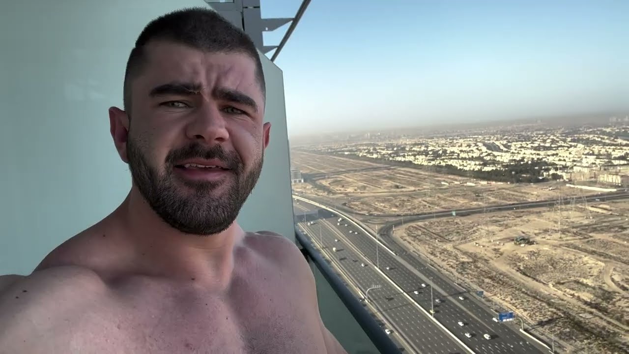 KIECOL WYLECIAŁ DO DUBAJU! #01 Vlog Dubaj