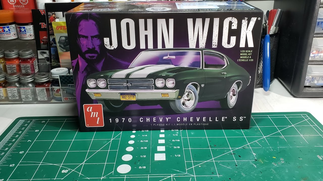 Unboxing, AMT John Wick 1970 Chevy Chevelle SS 1/25th scale.