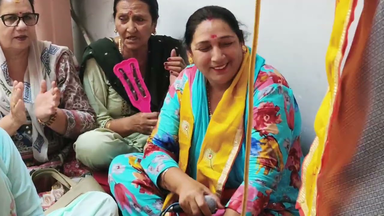 वृंदावन के भजनों ने कीर्तन में मचाई धूम 🙏 #bhajan #kirtan #krishna #ramleela #radhe #fyp #explore