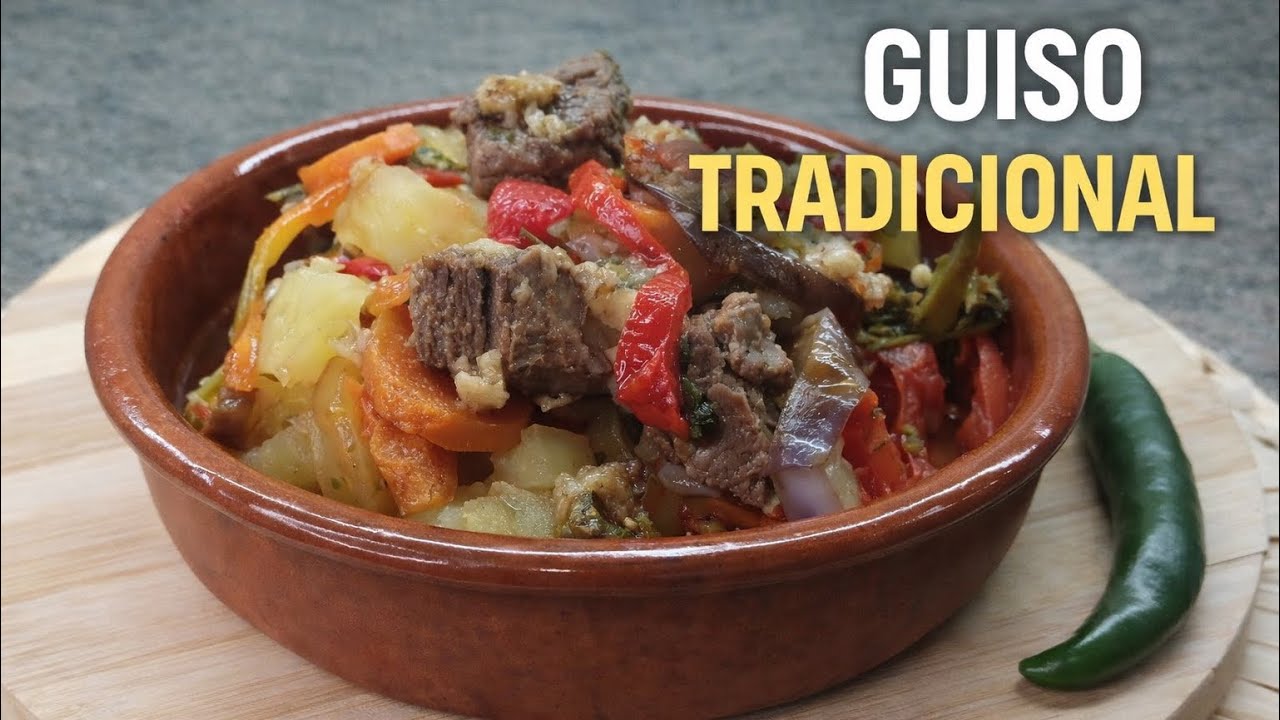 Estofado de ternera con berenjenas y patatas | Guiso tradicional y plato de cuchara