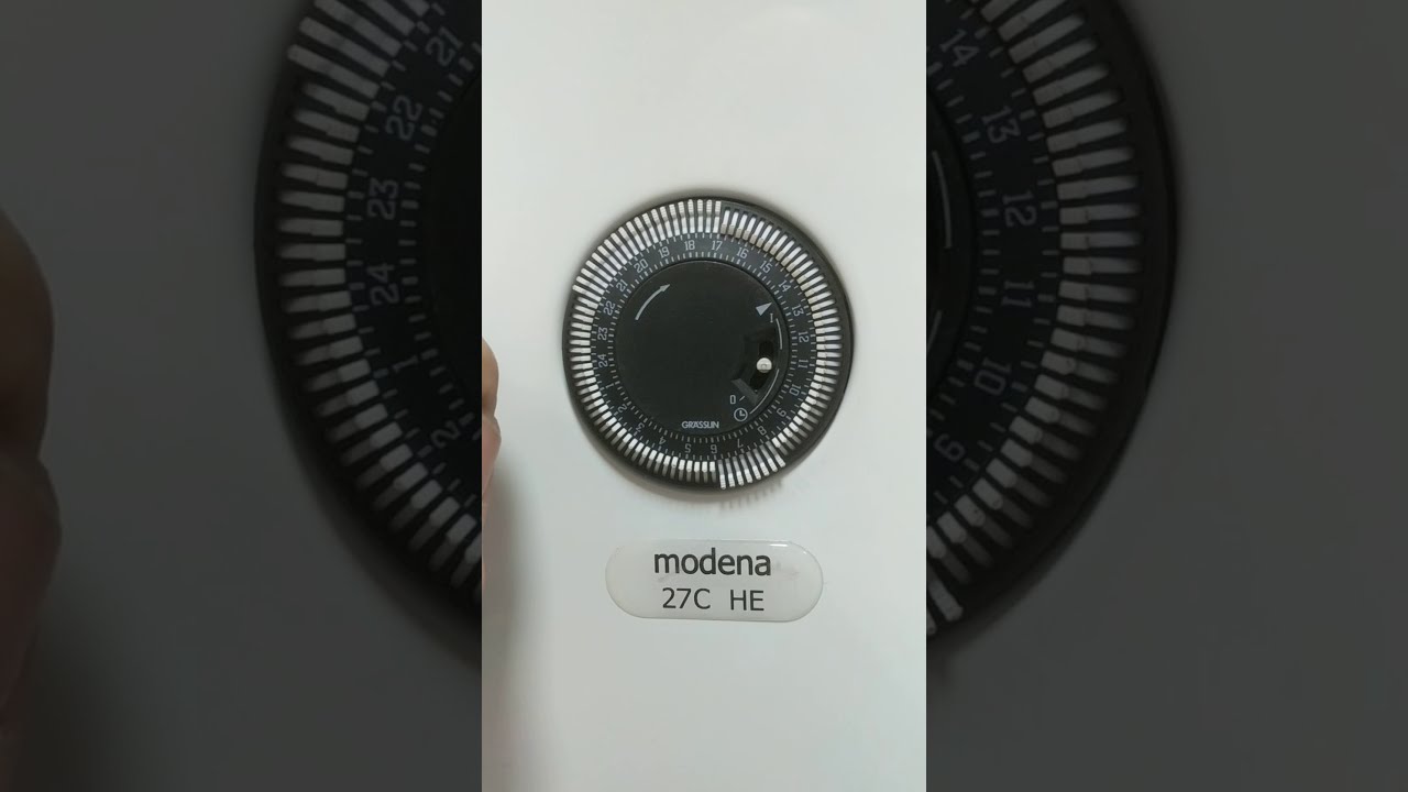 How to use a ferroli clock