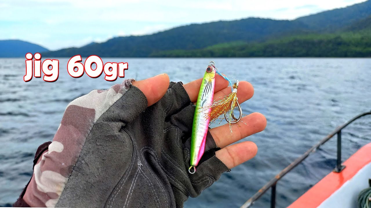 LIGHT JIGGING FISHING || MAKES SOME JUMBO FISH TEMPTED AND GIVE UP