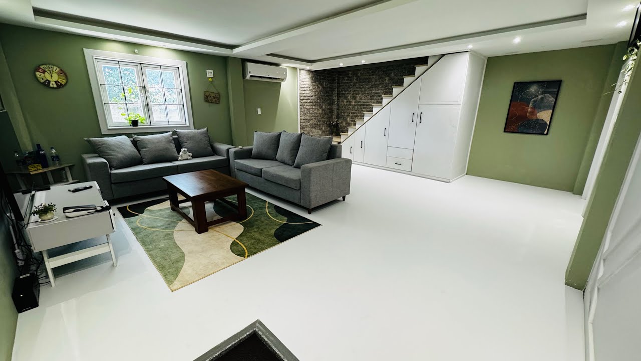 Solid white epoxy flooring