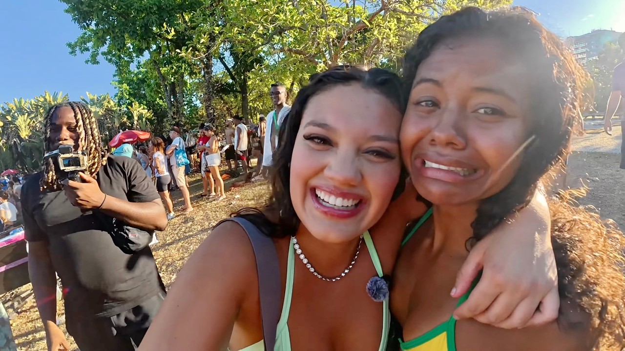 🇧🇷 Walking Rio Carnival 2026 STREETS ON FIRE | Raw Festival Interactions