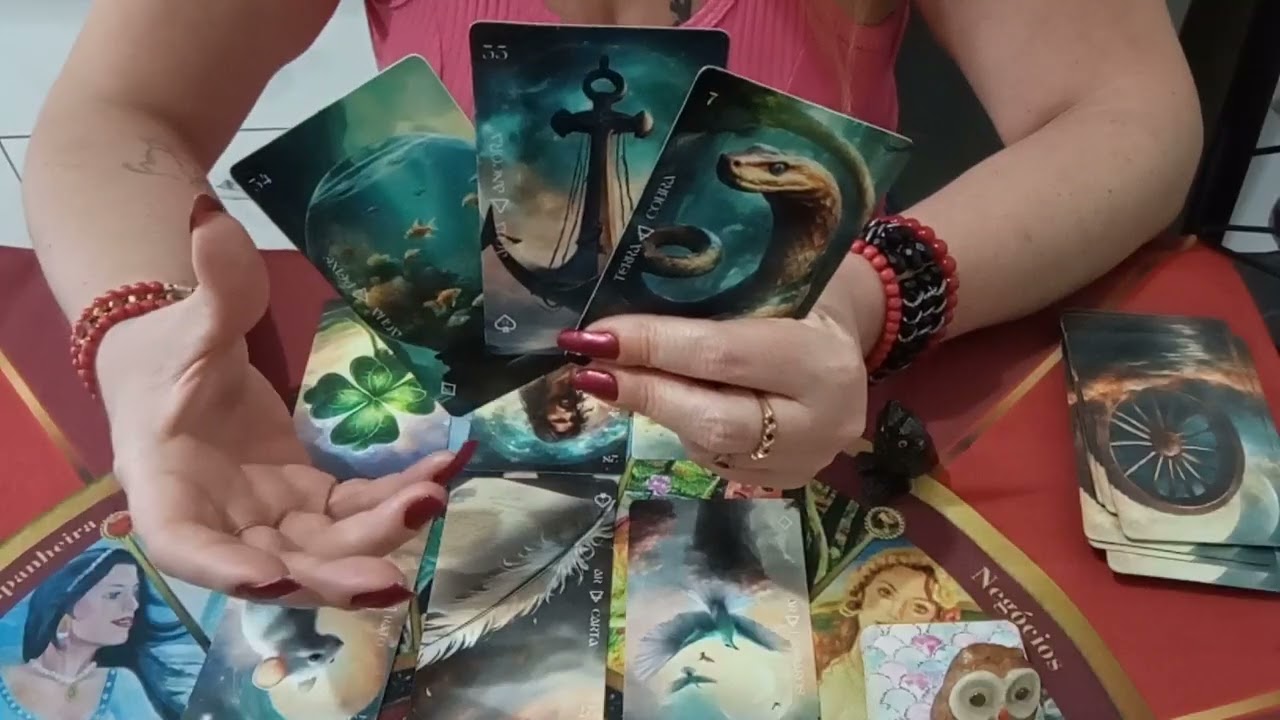 Karina Bosio Revela:Próximas atitudes dele/dela ?#tarot#amor.Whats(011)95052-4938.