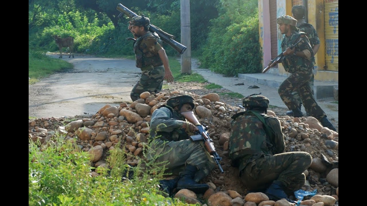 Hizbul Terrorists Trapped | Encounter In Shopian,Kashmir